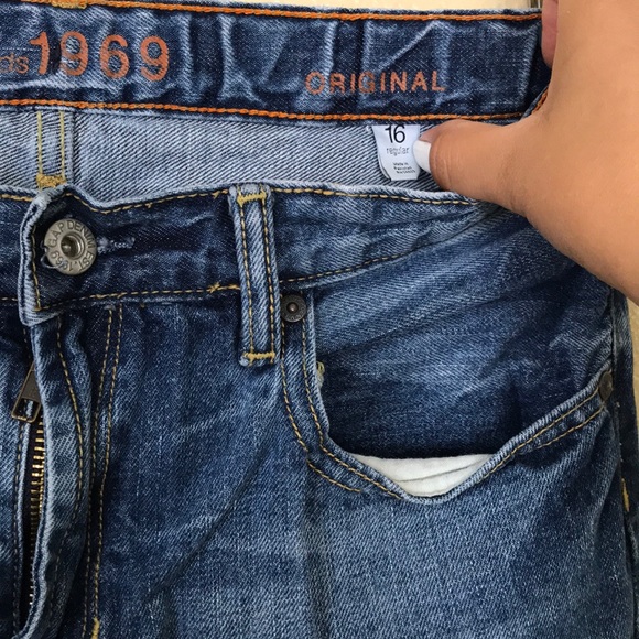 🆕EUC GAP BOYS REGULAR FIT JEANS - Picture 2 of 4